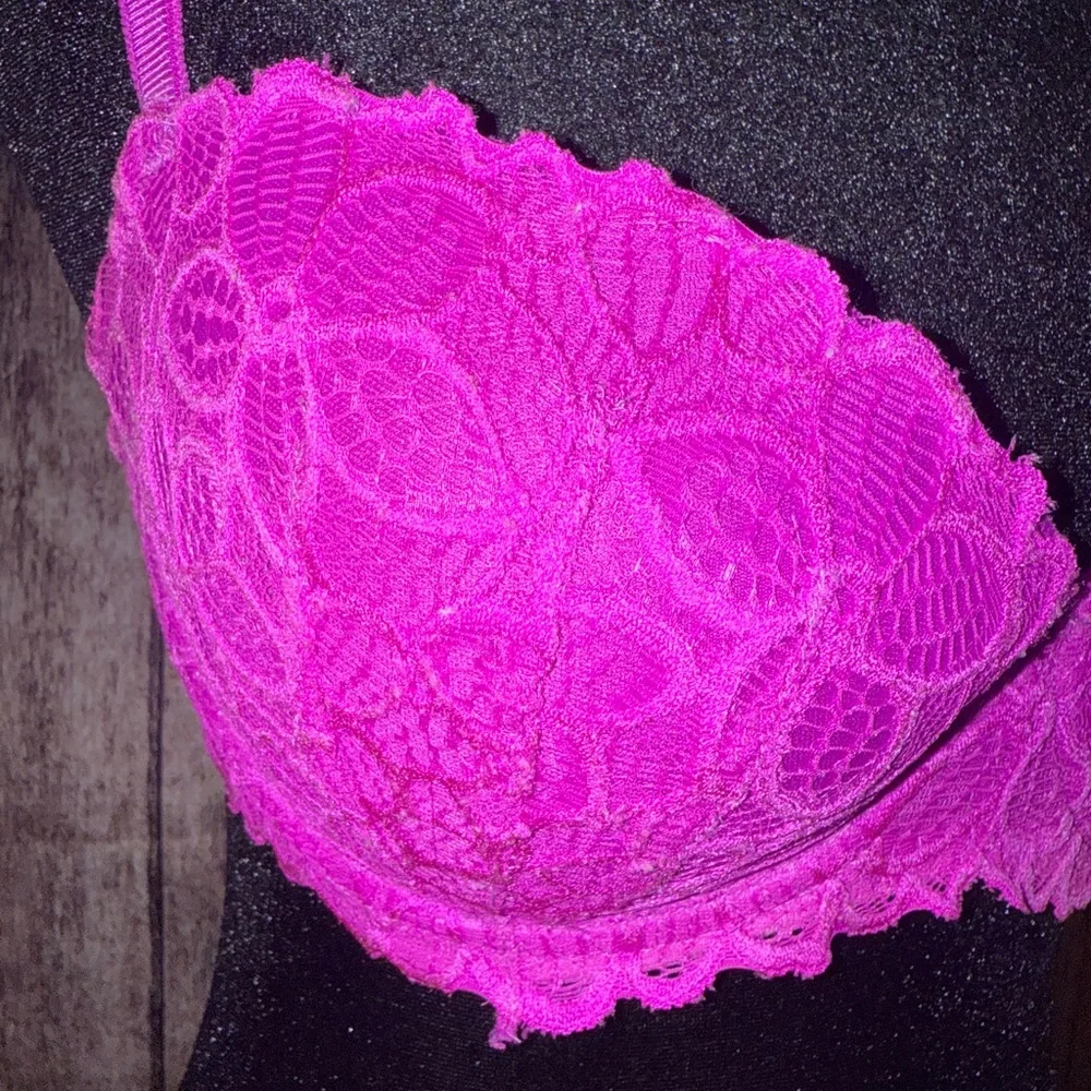 Victoria’s Secret lace push-up bra